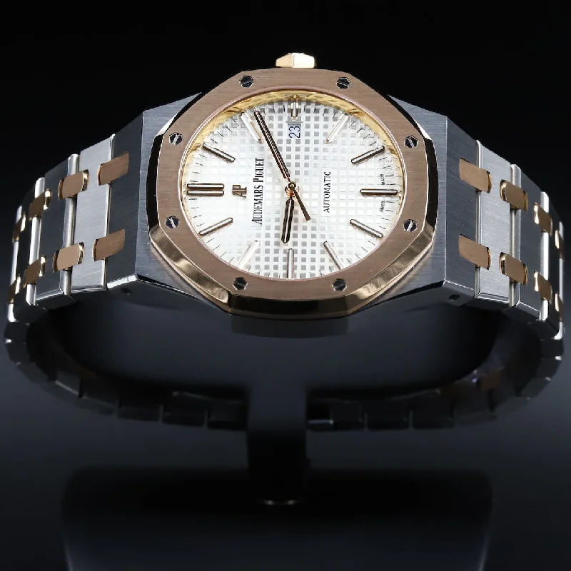 Audemars Piguet<br>15400SR Royal Oak White Dial