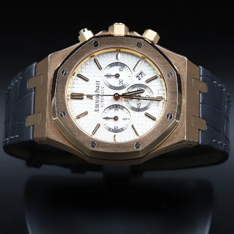 Audemars Piguet<br>26320OR Royal Oak Chronograph White Dial